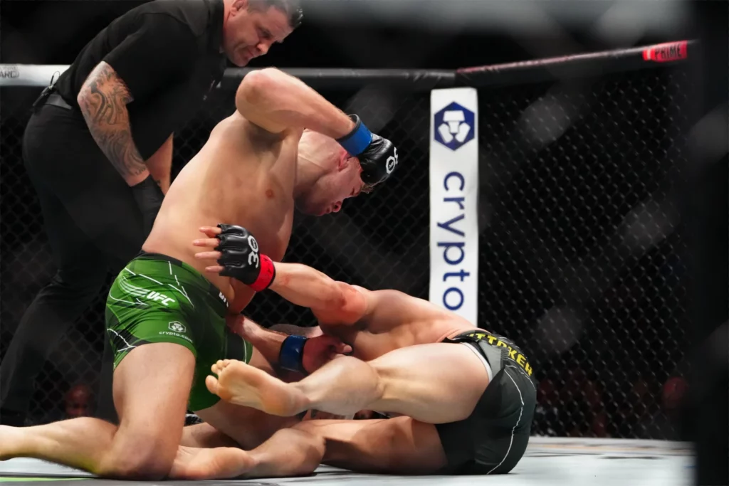 UFC 290: Dricus Du Plessis shocks Robert Whittaker in massive upset