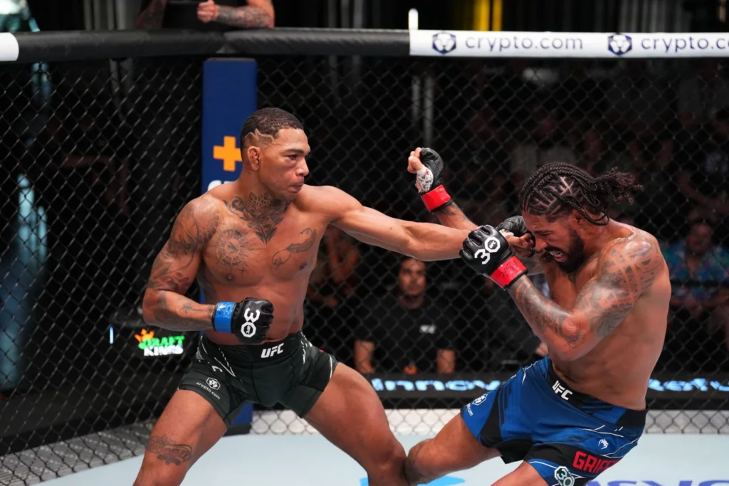 UFC on ESPN 47: Michael Morales gets rocked early, rallies to beat Max Griffin